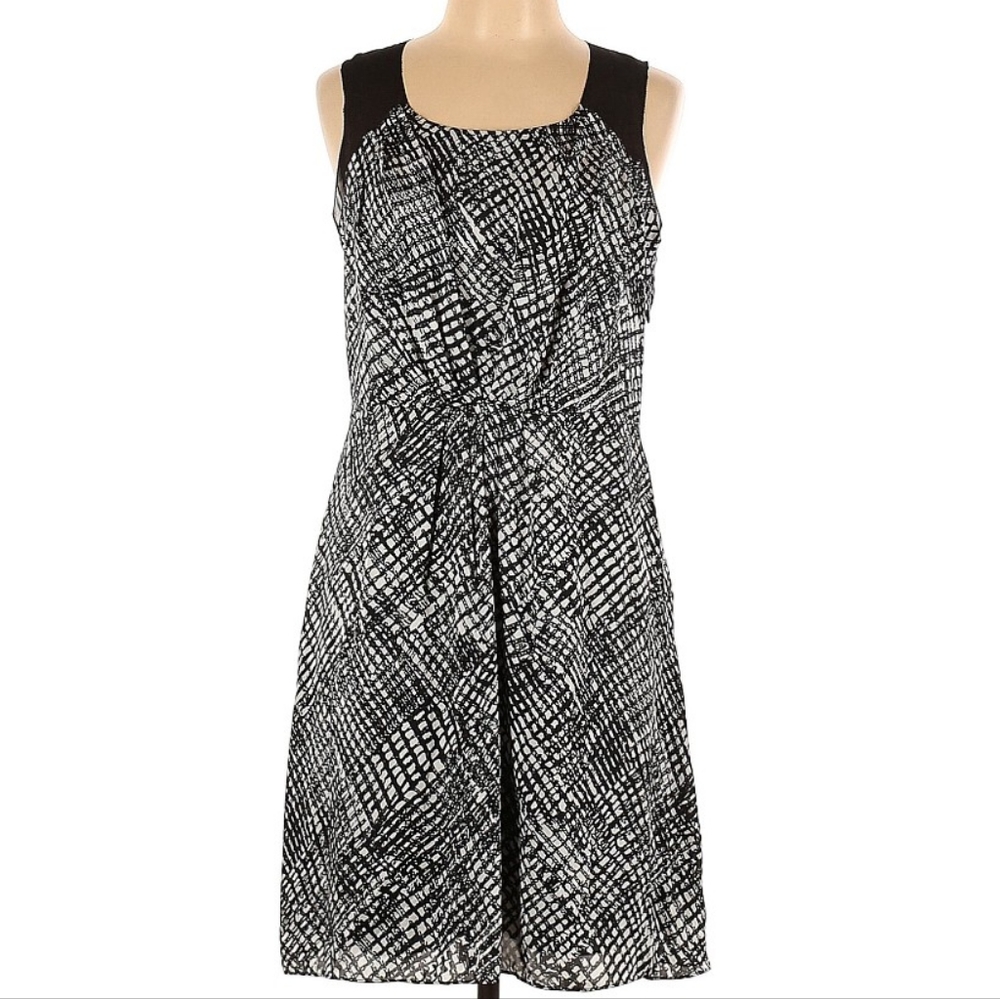 NWT Michael Kors white black dress size 10